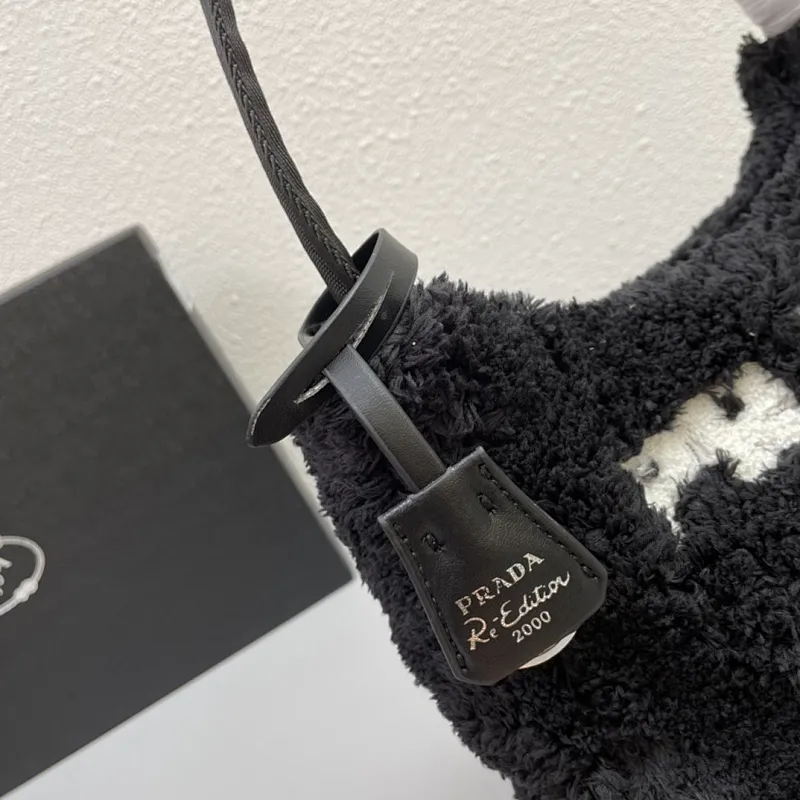 All categories Official website "Brand Women's Bags" Women's Bags 💙 PRADA replica PRADA, fine imitation PRADA bags, PRADA shoulder bags, 2023 official latest version PRADA armpit bag, lamb wool, bag factory, original material, size: 27-18-6CM
