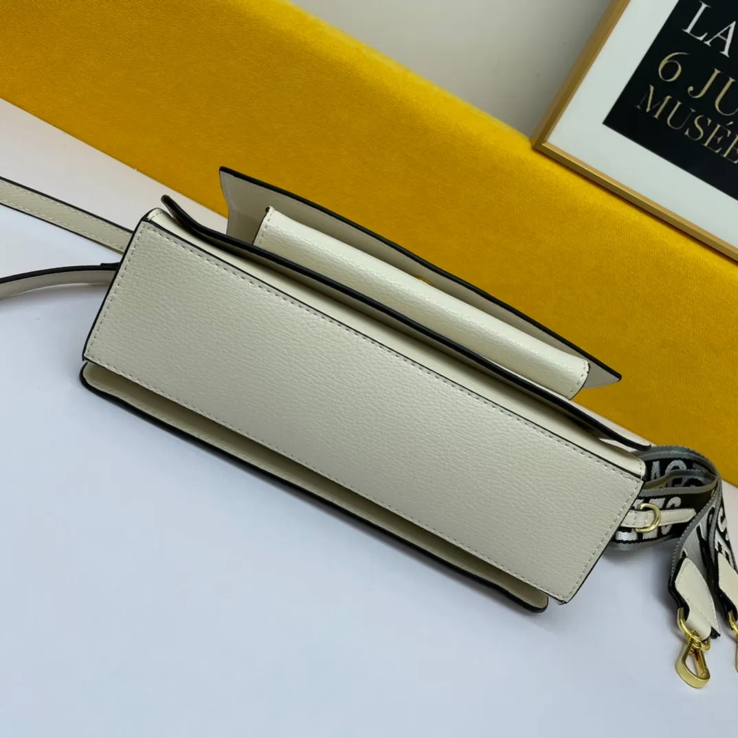 All categories Official website "Brand Women's Bags" Women's Bags 💙 PRADA 2022 official new Prada leather crossbody bag wholesale 58002300 High quality Size: 27-17-10CM
