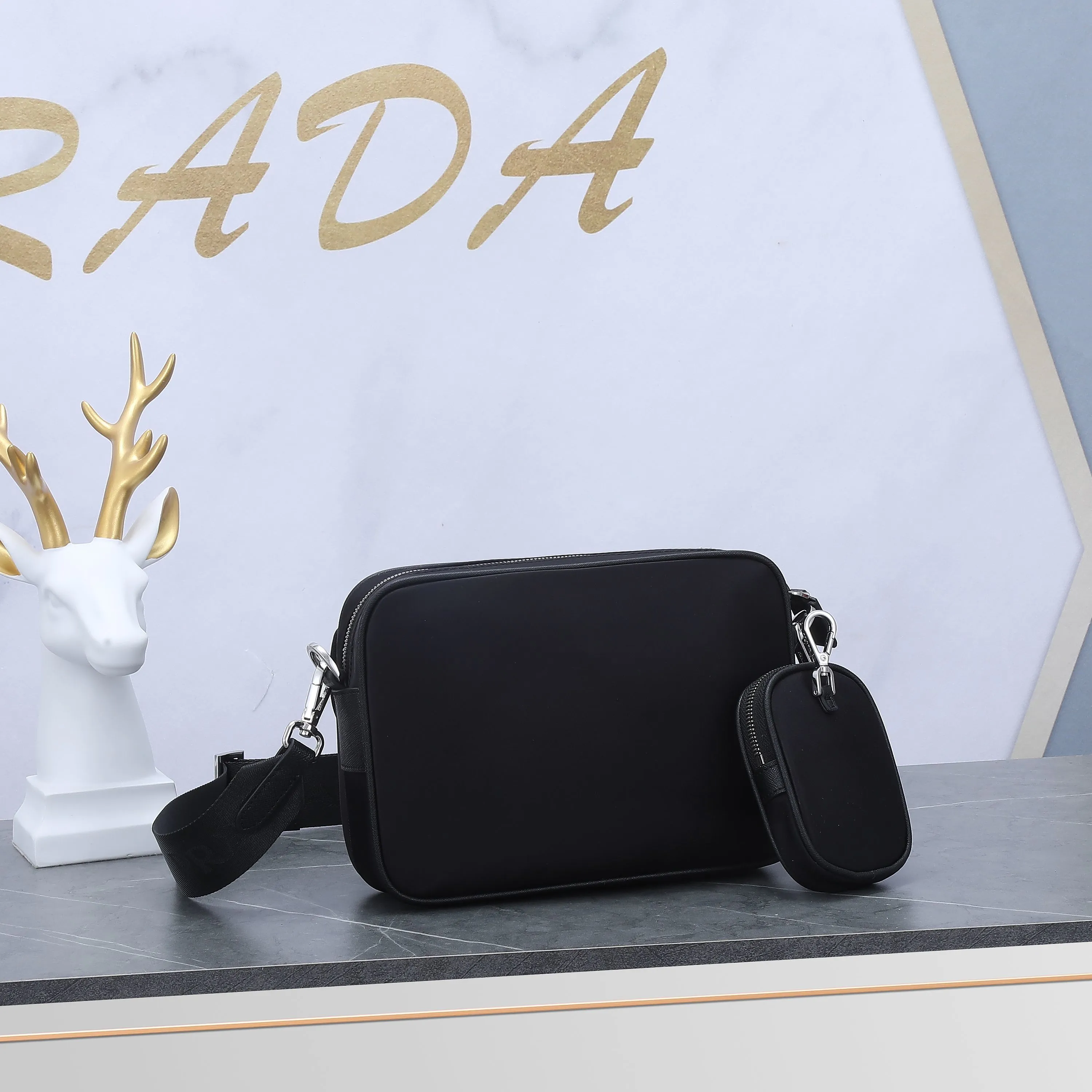 All categories Official website "Brand Women's Bags" Women's Bags 💙 PRADA 2022 official new Prada crossbody bag wholesale 58002500 Original order quality Size: 22-16-5CM