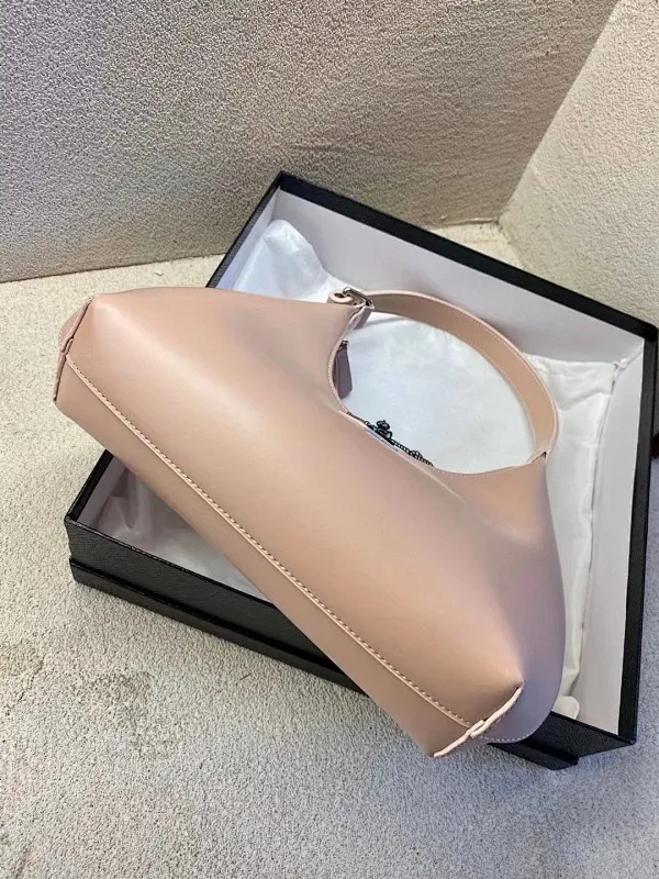 All categories Official website "Brand Women's Bags" Women's Bags 💙 PRADA Fine imitation PRADA, high imitation PRADA bags, PRADA crossbody bags, 2023 official latest version PRADA armpit bags, PRADA bag factory, recommended bags, size: 31-13CM