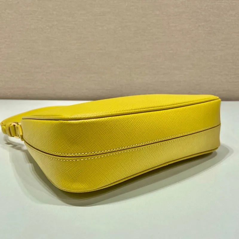 All Categories Official Website "Brand Women's Bags" Women's Bags 💙 PRADA 2022 Official New Prada Underarm Bag Wholesale 58003900 Original Order Quality Size: 23-17-6.5CM