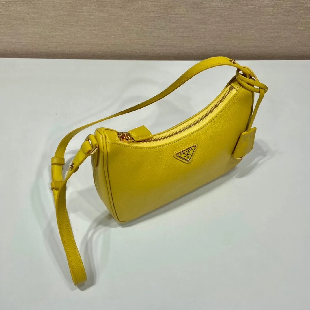 All Categories Official Website "Brand Women's Bags" Women's Bags 💙 PRADA 2022 Official New Prada Underarm Bag Wholesale 58003900 Original Order Quality Size: 23-17-6.5CM