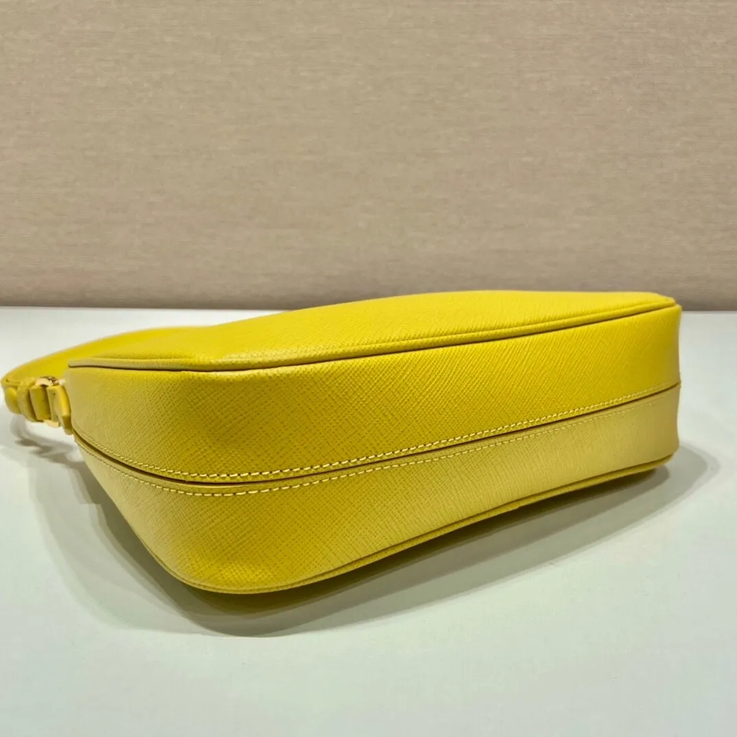All Categories Official Website "Brand Women's Bags" Women's Bags 💙 PRADA 2022 Official New Prada Underarm Bag Wholesale 58003900 Original Order Quality Size: 23-17-6.5CM