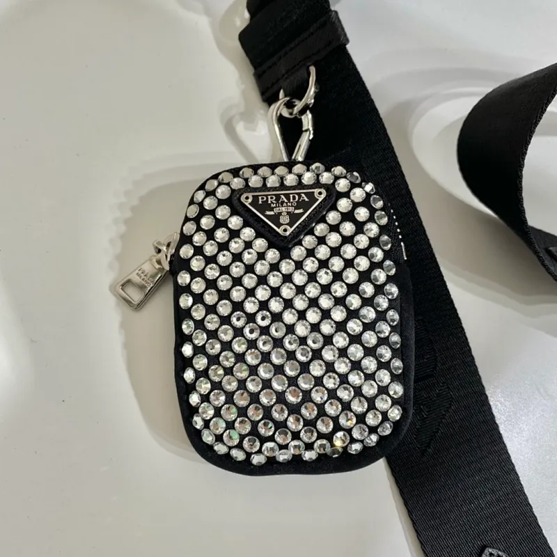 All categories Official website "Brand Women's Bags" Women's Bags 💙 PRADA 2022 official new Prada crossbody bag wholesale Original order quality 58004100 Size: 22-16-6Cm