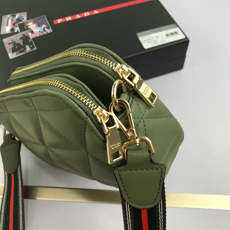 All categories Official website "Brand Women's Bags" Women's Bags 💙 PRADA 2022 Official New Prada Crossbody Bag Wholesale 58002100 High Quality Size: 24-15-7CM