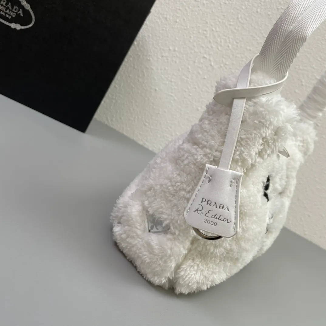All categories Official website "Brand Women's Bags" Women's Bags 💙 PRADA replica PRADA, fine imitation PRADA bags, PRADA shoulder bags, 2023 official latest version PRADA armpit bag, lamb wool, bag factory, original material, size: 27-18-6CM