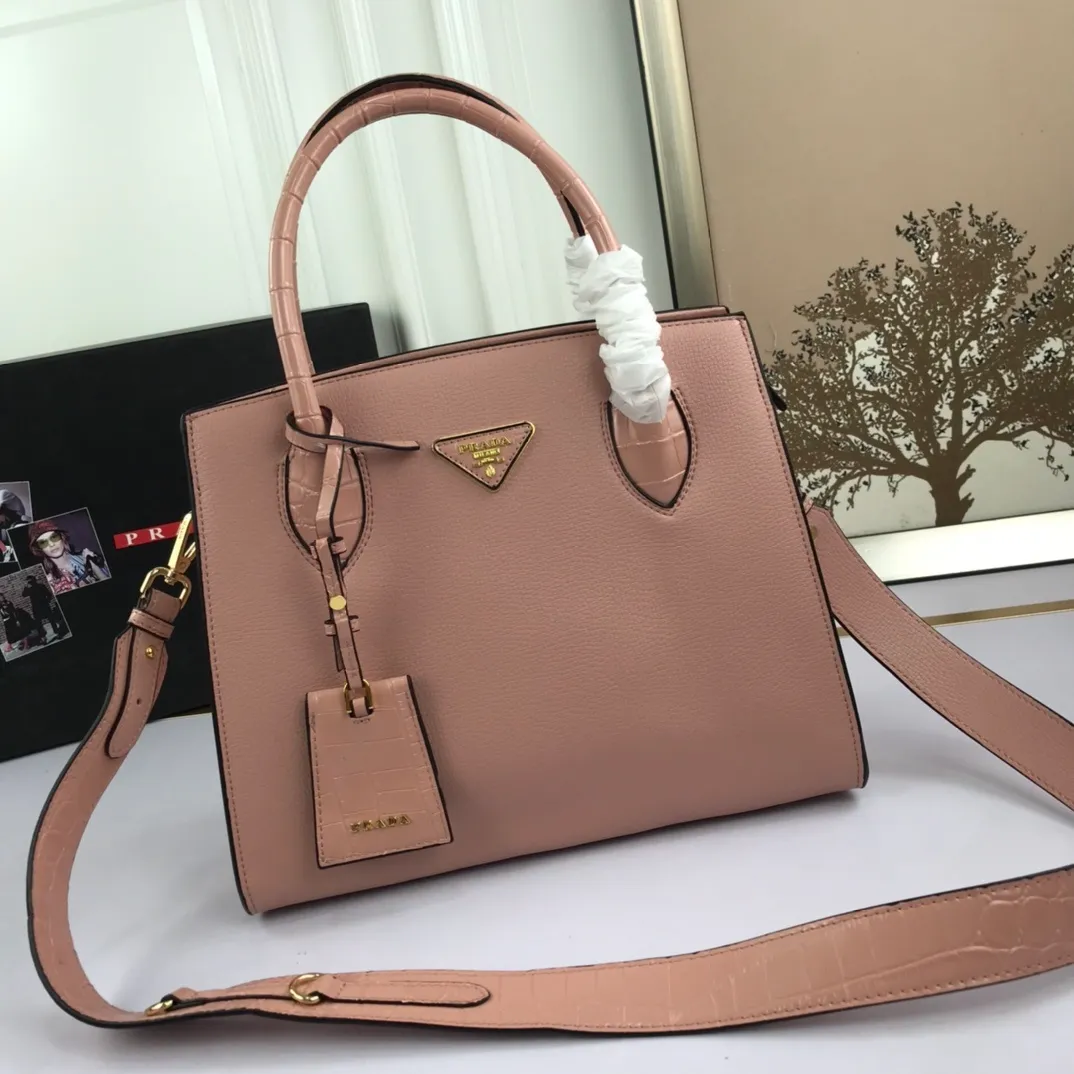 All categories Official website "Brand Women's Bags" Women's Bags 💙 PRADA 2022 official new Prada calfskin handbag wholesale 58002500 High quality Size: 30-24-15CM