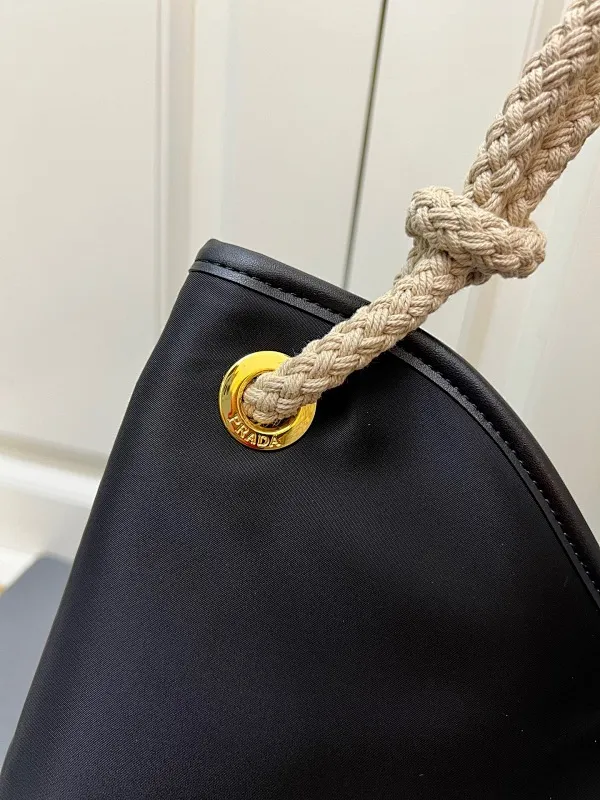 All Categories Official Website "Brand Women's Bags" Women's Bags 💙 PRADA 2025 New Prada Underarm Bag