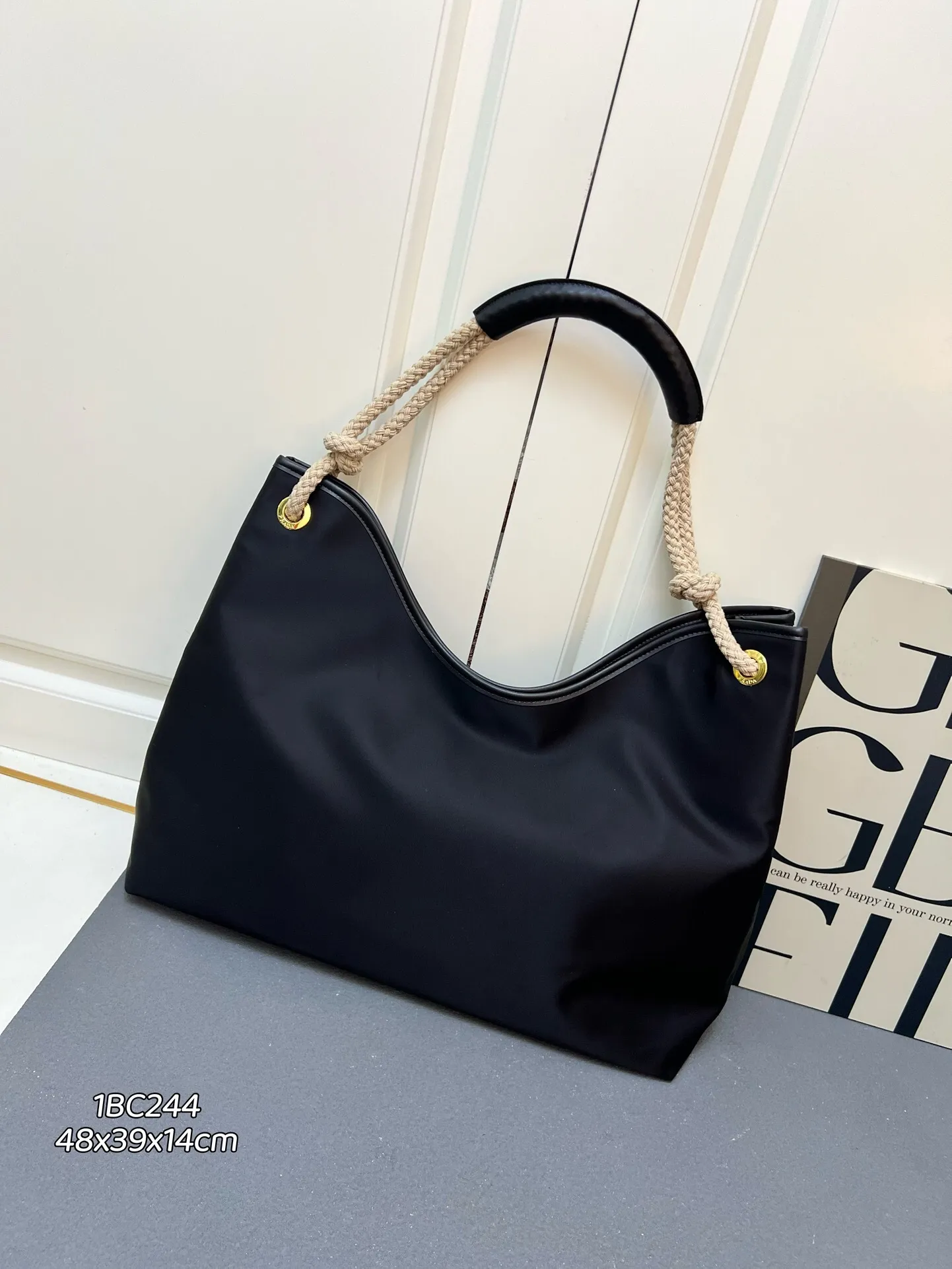 All Categories Official Website "Brand Women's Bags" Women's Bags 💙 PRADA 2025 New Prada Underarm Bag