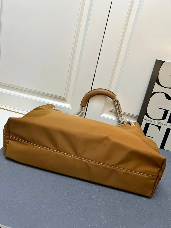 All Categories Official Website "Brand Women's Bags" Women's Bags 💙 PRADA 2025 New Prada Underarm Bag