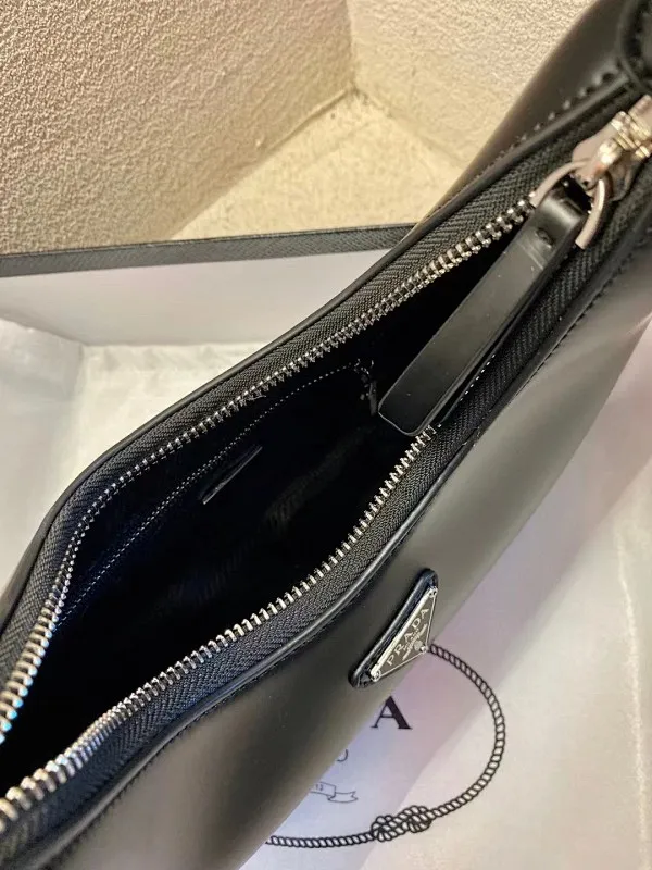 All categories Official website "Brand Women's Bags" Women's Bags 💙 PRADA Fine imitation PRADA, high imitation PRADA bags, PRADA crossbody bags, 2023 official latest version PRADA armpit bags, PRADA bag factory, recommended bags, size: 31-13CM