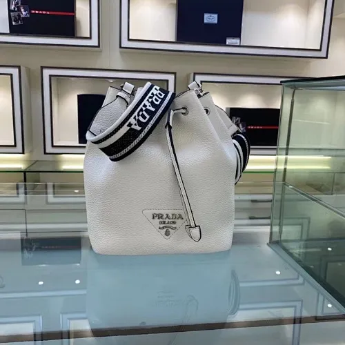 All categories Official website "Brand Women's Bags" Women's Bags 💙 PRADA 2022 Official New Prada Bucket Bag Wholesale Original Order Quality 58006000 Size: 20-25-14Cm