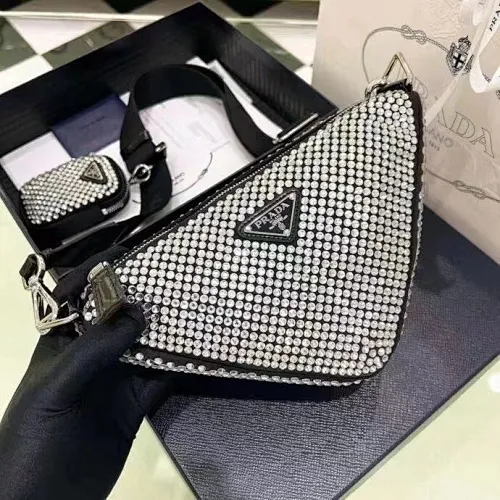 All categories Official website "Brand Women's Bags" Women's Bags 💙 PRADA 2022 official new Prada crossbody bag wholesale Original order quality 58004100 Size: 26-14-12Cm