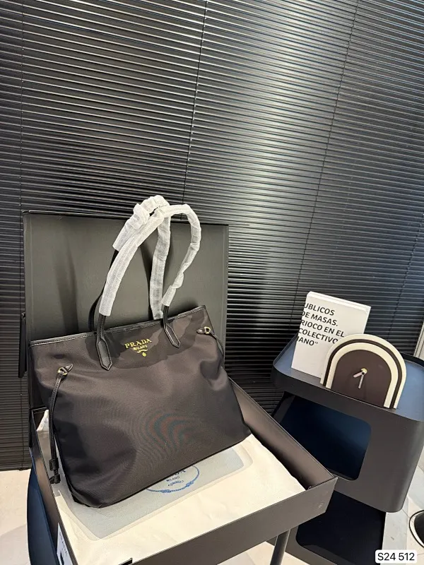 All Categories Official Website "Brand Women's Bags" Women's Bags 💙 PRADA 2025 New Prada Tote Bag