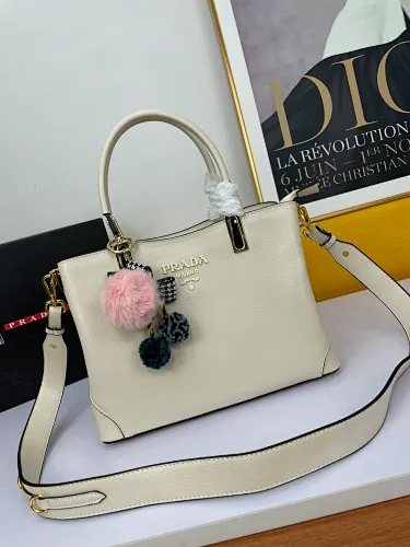 All categories Official website "Brand Women's Bags" Women's Bags 💙 PRADA 2022 Official New Prada Imported Palm Print Cowhide Fabric Handbag Wholesale 58002500 High Quality Size: 30-22-12CM