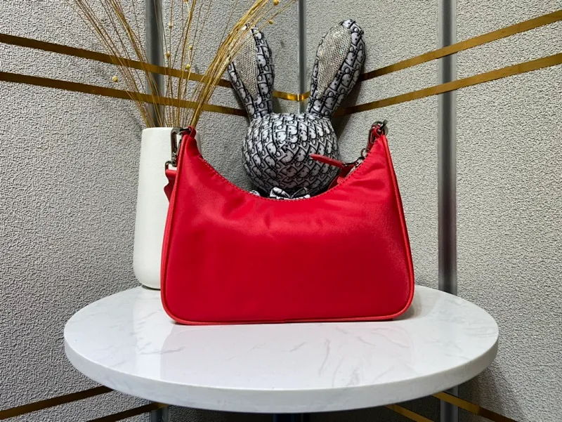 All Categories Official Website "Brand Women's Bags" Women's Bags 💙 PRADA 2023 New Prada Underarm Bag Wholesale