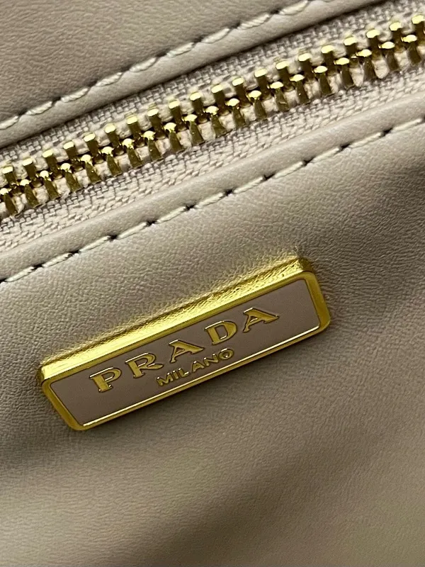 All Categories Official Website "Brand Women's Bags" Women's Bags 💙 PRADA 2025 New Prada Underarm Bag