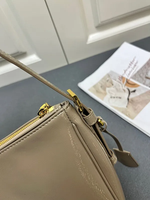 All Categories Official Website "Brand Women's Bags" Women's Bags 💙 PRADA 2025 New Prada Underarm Bag