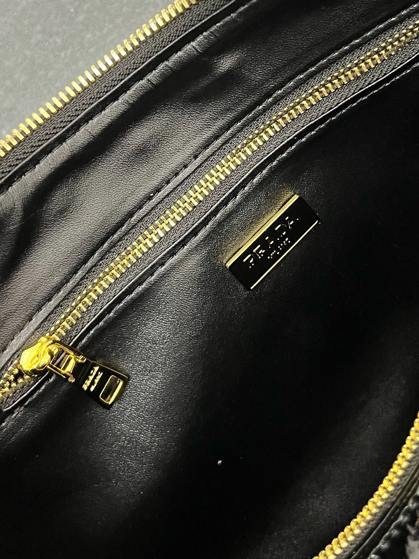 All Categories Official Website "Brand Women's Bags" Women's Bags 💙 PRADA 2025 New Prada Underarm Bag