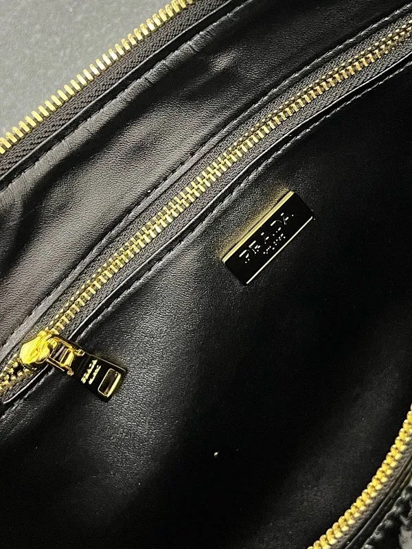 All Categories Official Website "Brand Women's Bags" Women's Bags 💙 PRADA 2025 New Prada Underarm Bag