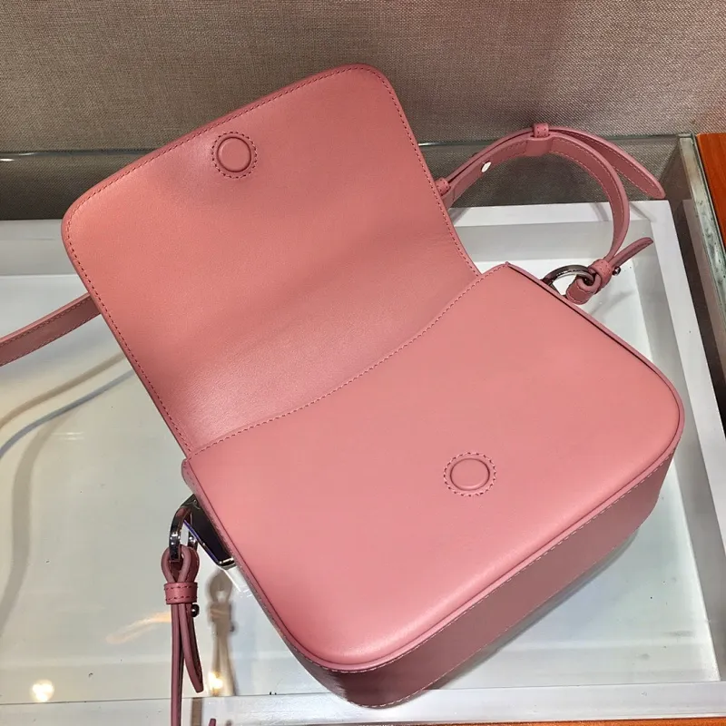 All categories Official website "Brand Women's Bags" Women's Bags 💙 PRADA 2022 official new Prada crossbody bag wholesale 58003000 Original order quality Size: 20-15-6.5CM