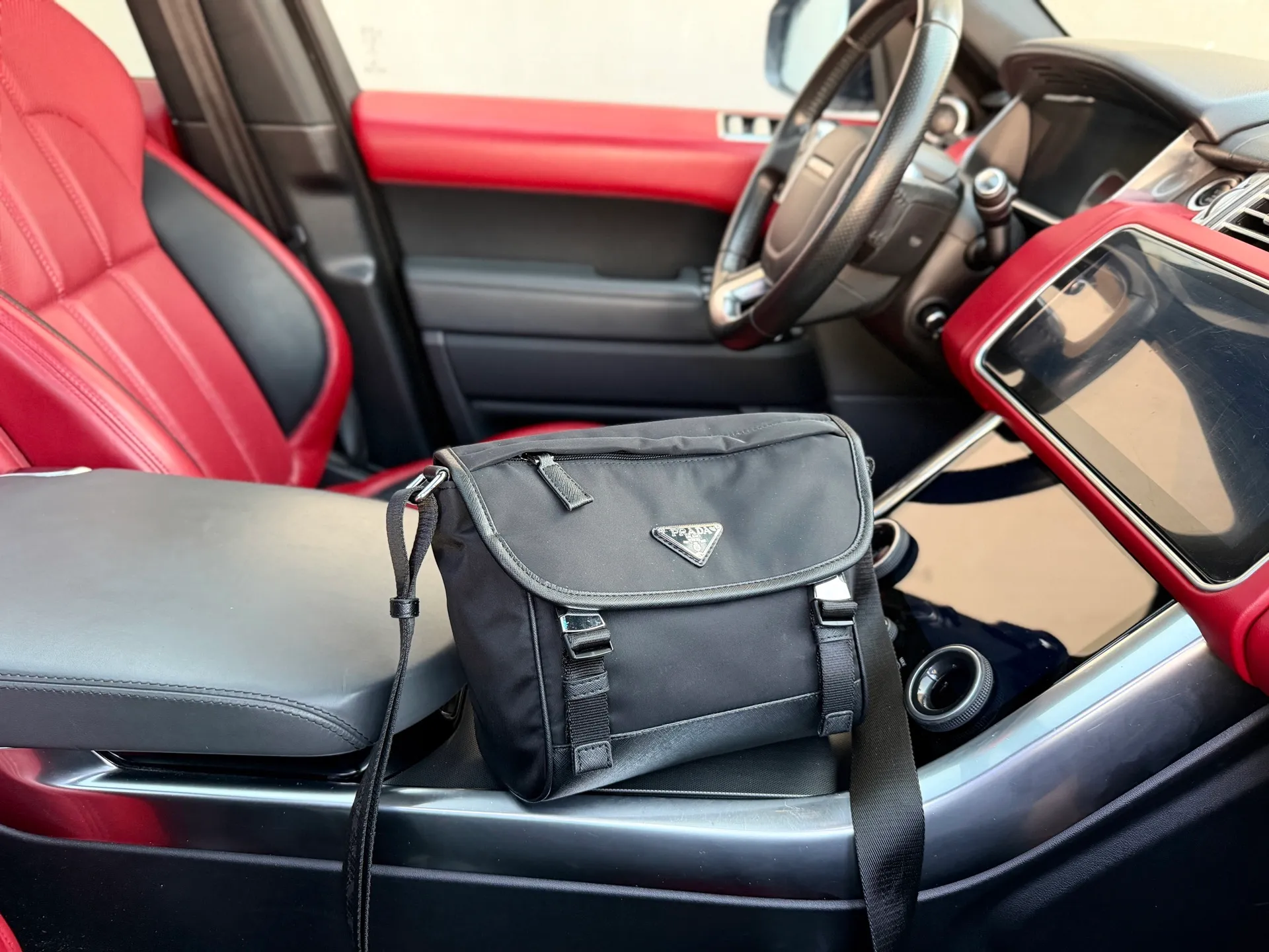 All Categories Official Website "Brand Women's Bags" Women's Bags 💙 PRADA 2025 New Prada Crossbody Bag