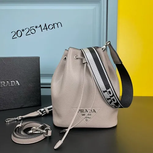 All categories Official website "Brand Women's Bags" Women's Bags 💙 PRADA 2022 official new Prada cowhide backpack wholesale 58001700 High quality Size: 20-25-14CM