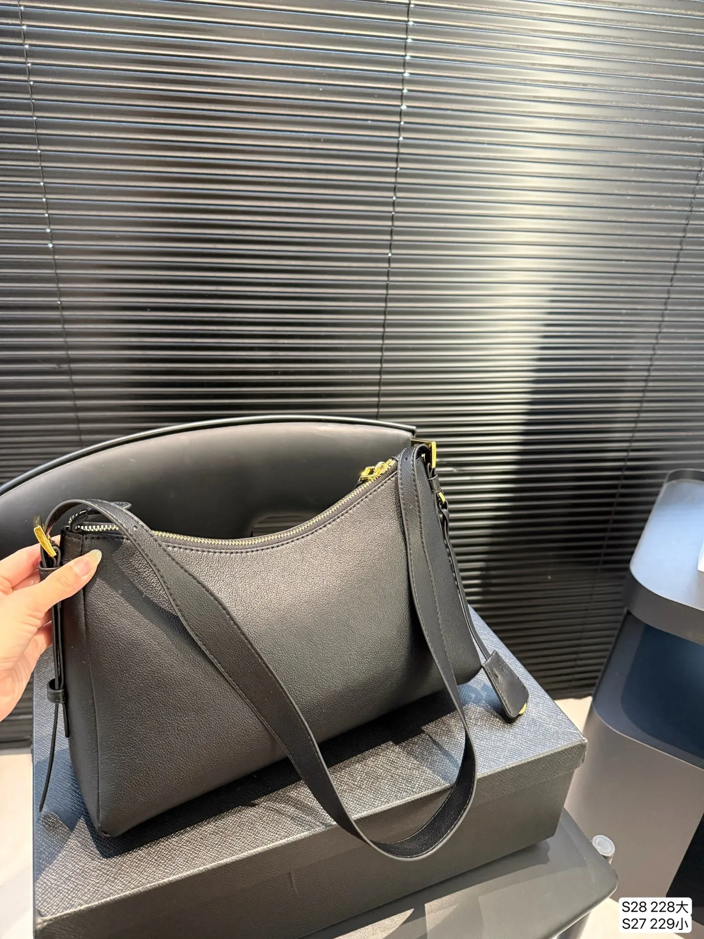 All Categories Official Website "Brand Women's Bags" Women's Bags 💙 PRADA 2025 New Prada Underarm Bag