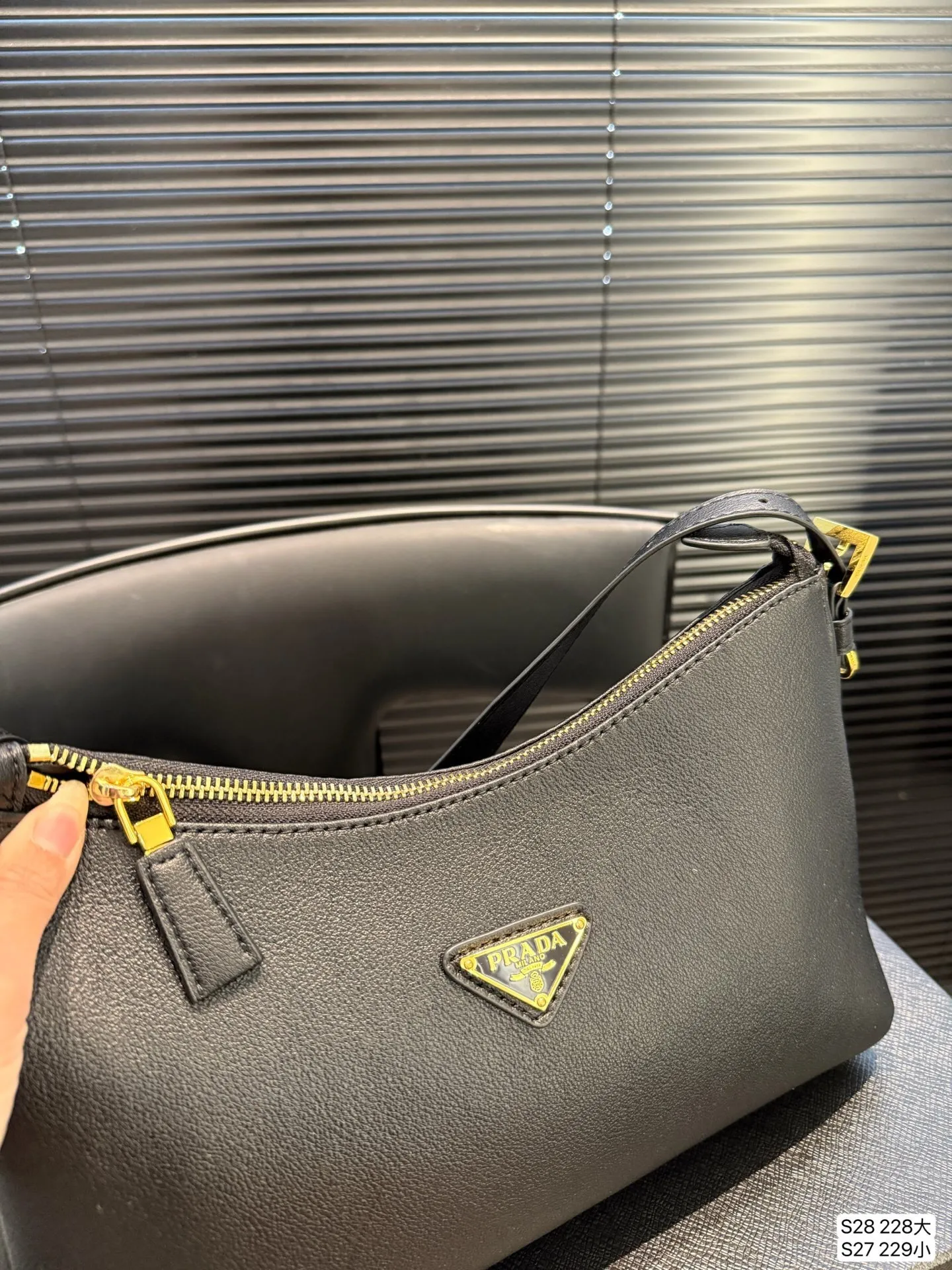 All Categories Official Website "Brand Women's Bags" Women's Bags 💙 PRADA 2025 New Prada Underarm Bag