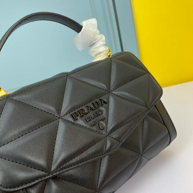 All categories Official website "Brand Women's Bags" Women's Bags 💙 PRADA replica PRADA, fine imitation PRADA bags, PRADA shoulder bags, 2023 official latest version PRADA cowhide crossbody bag, bag factory, original material, size: 26-18-11CM
