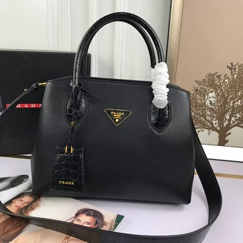 All categories Official website "Brand Women's Bags" Women's Bags 💙 PRADA 2022 official new Prada calfskin handbag wholesale 58002500 High quality Size: 30-24-14CM