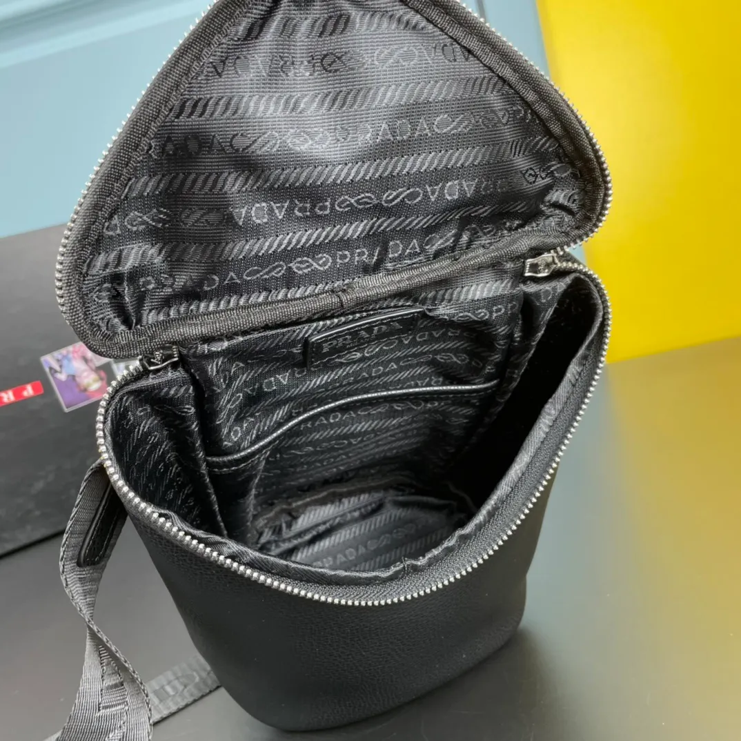 All categories Official website "Brand Women's Bags" Women's Bags 💙 PRADA 2022 Official New Prada Crossbody Bag Wholesale 58002200 High Quality Size: 21-15-15CM
