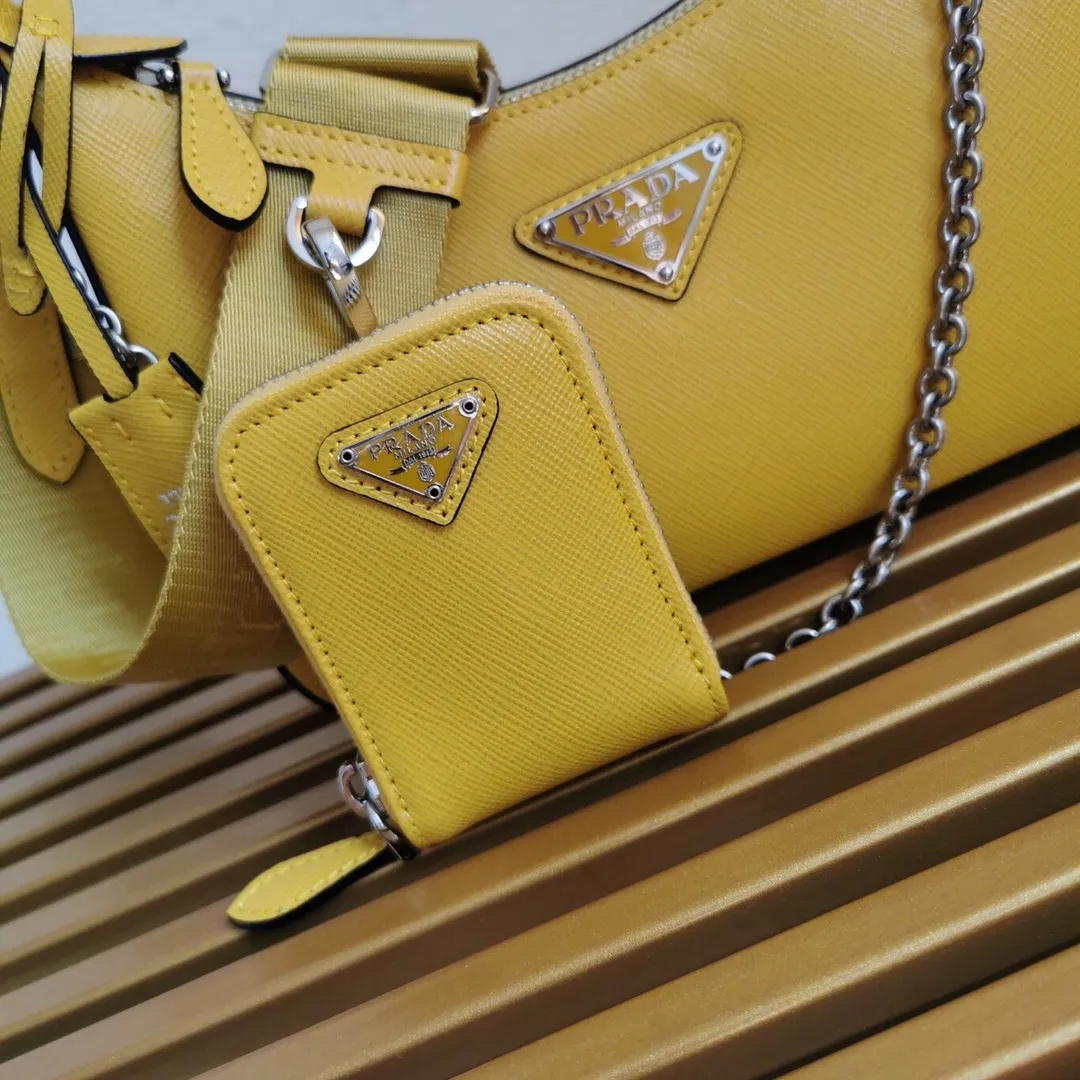 All categories Official website "Brand Women's Bags" Women's Bags 💙 PRADA 2022 official new Prada crossbody bag wholesale 58003000 Original order quality Size: 23-17-6.5CM