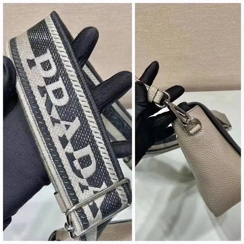 All categories Official website "Brand Women's Bags" Women's Bags 💙 PRADA 2022 official new Prada crossbody bag wholesale Original order quality 58005900 Size: 23-18-9Cm