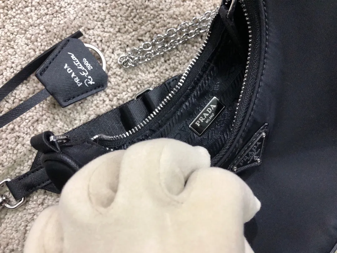 All Categories Official Website "Brand Women's Bags" Women's Bags 💙 PRADA 2024 Latest Prada Crossbody Bag
