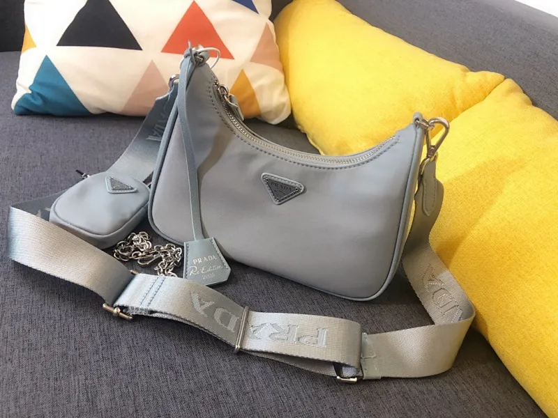 All Categories Official Website "Brand Women's Bags" Women's Bags 💙 PRADA 2024 Latest Prada Crossbody Bag