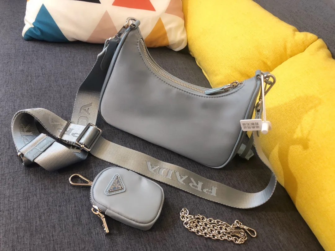 All Categories Official Website "Brand Women's Bags" Women's Bags 💙 PRADA 2024 Latest Prada Crossbody Bag