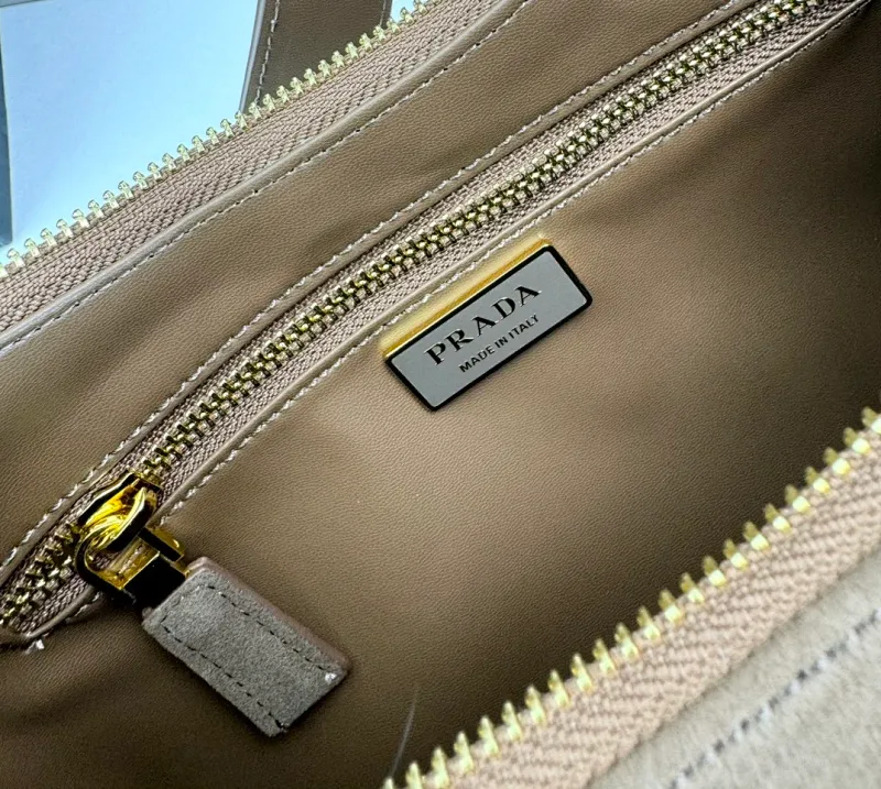 All Categories Official Website "Brand Women's Bags" Women's Bags 💙 PRADA 2025 New Prada Underarm Bag