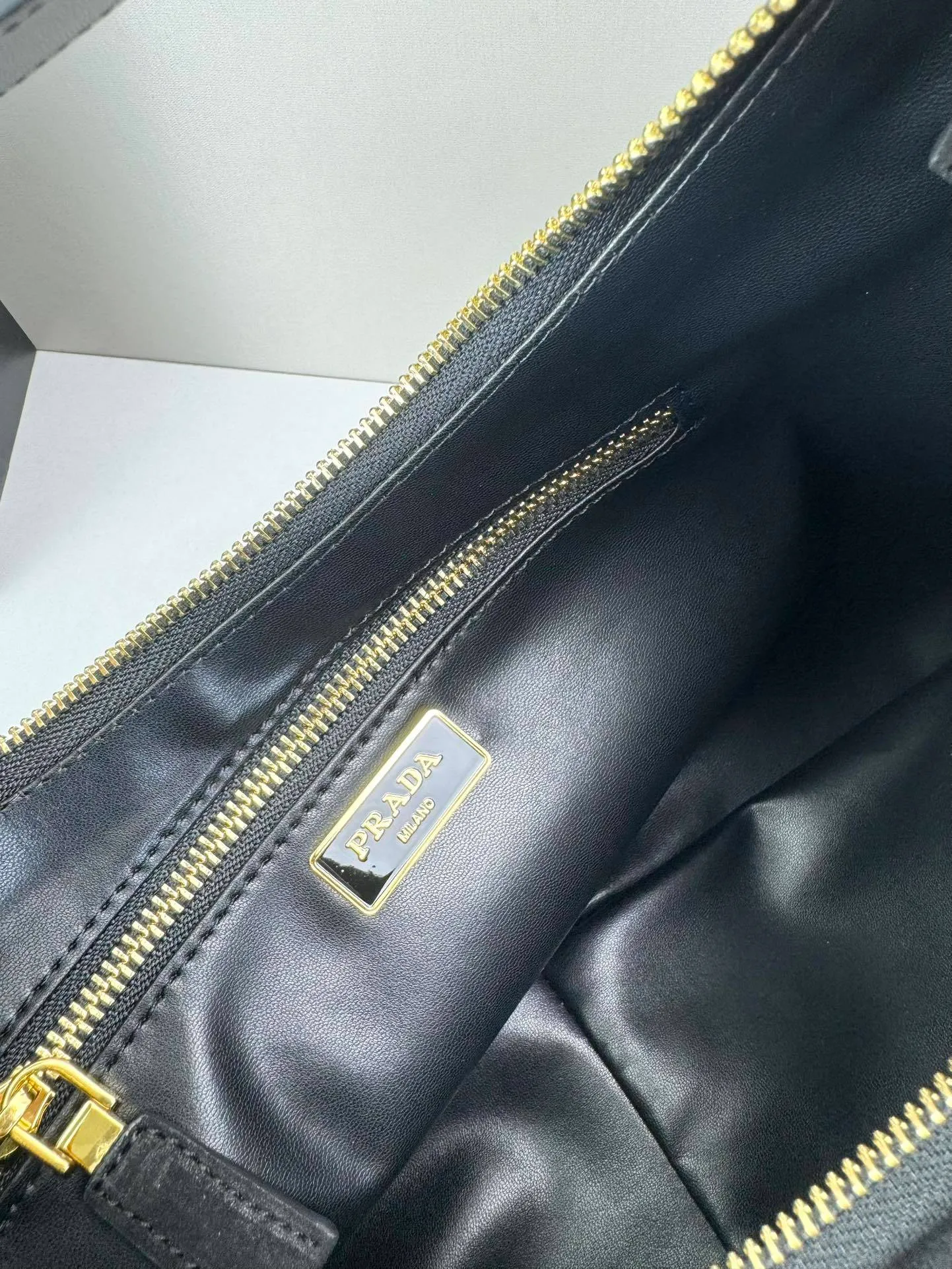 All Categories Official Website "Brand Women's Bags" Women's Bags 💙 PRADA 2025 New Prada Underarm Bag