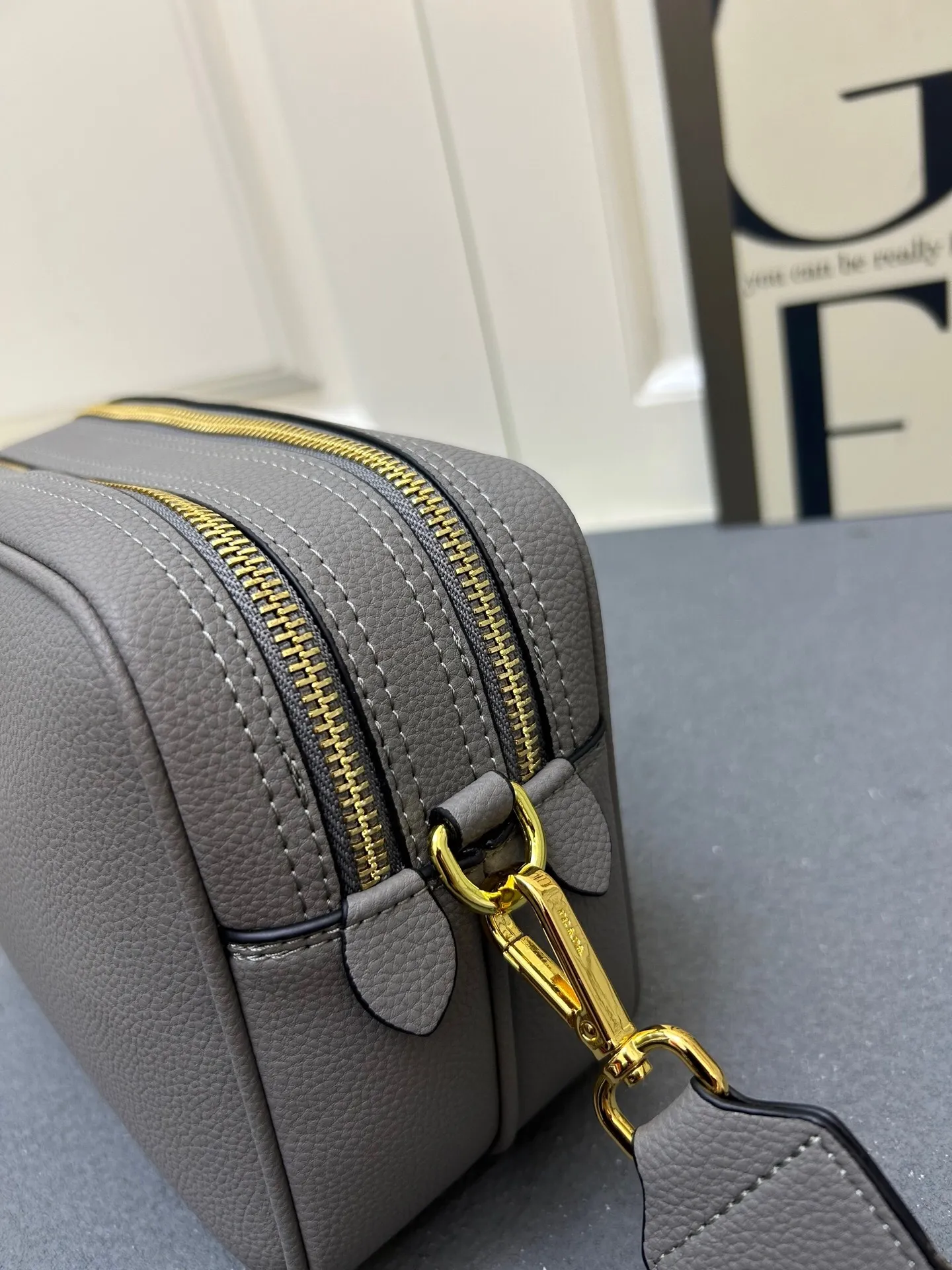 All Categories Official Website "Brand Women's Bags" Women's Bags 💙 PRADA 2025 New Prada Crossbody Bag