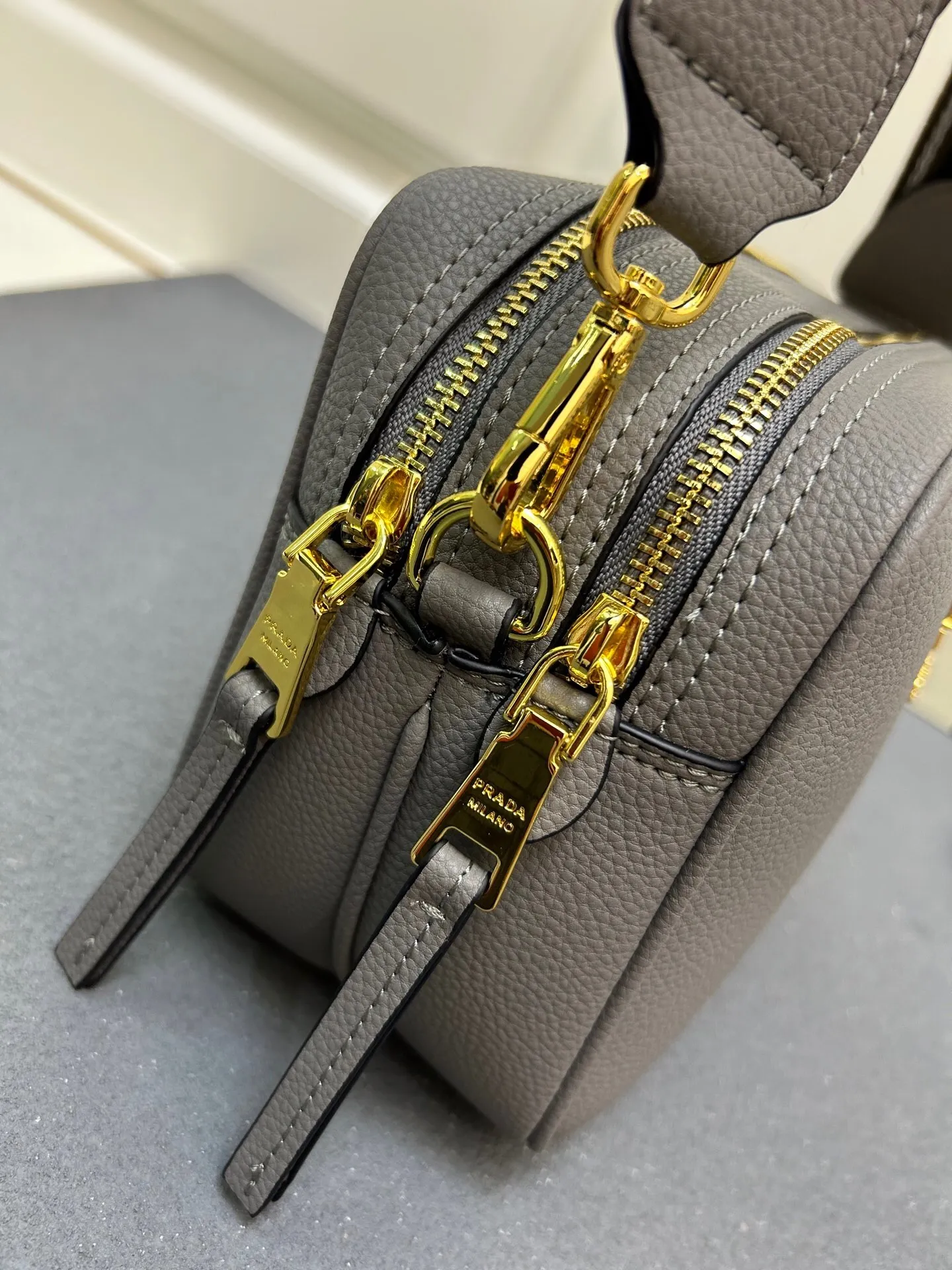 All Categories Official Website "Brand Women's Bags" Women's Bags 💙 PRADA 2025 New Prada Crossbody Bag