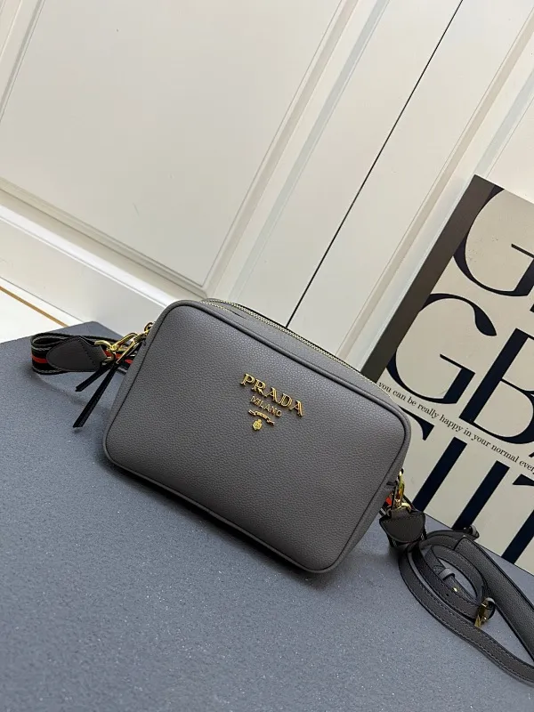 All Categories Official Website "Brand Women's Bags" Women's Bags 💙 PRADA 2025 New Prada Crossbody Bag