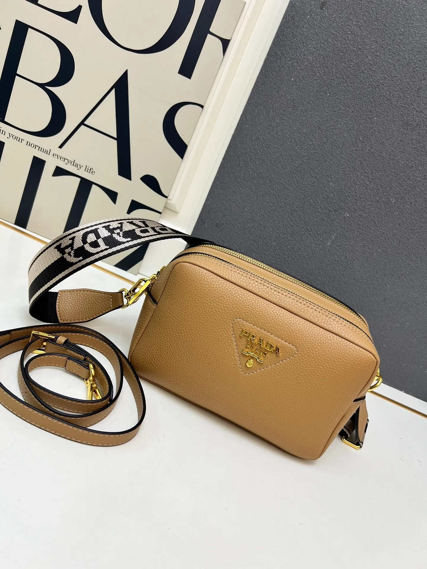 All Categories Official Website "Brand Women's Bags" Women's Bags 💙 PRADA 2025 New Prada Crossbody Bag