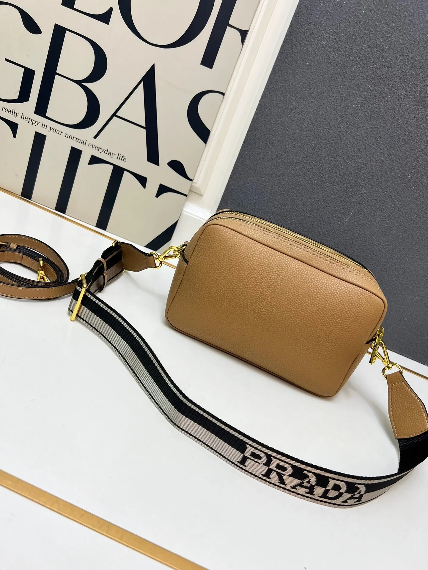 All Categories Official Website "Brand Women's Bags" Women's Bags 💙 PRADA 2025 New Prada Crossbody Bag