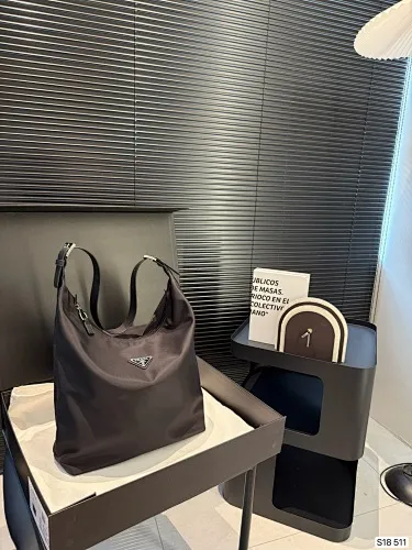 All Categories Official Website "Brand Women's Bags" Women's Bags 💙 PRADA 2025 New Prada Underarm Bag