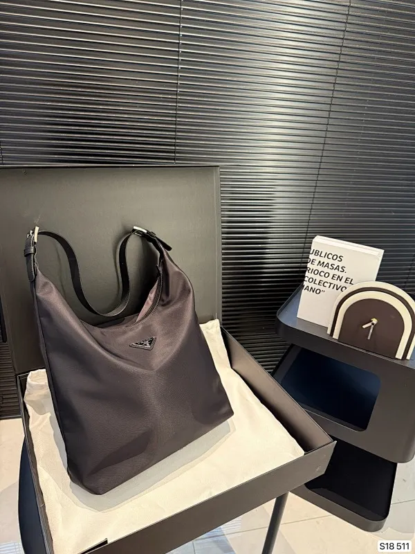 All Categories Official Website "Brand Women's Bags" Women's Bags 💙 PRADA 2025 New Prada Underarm Bag