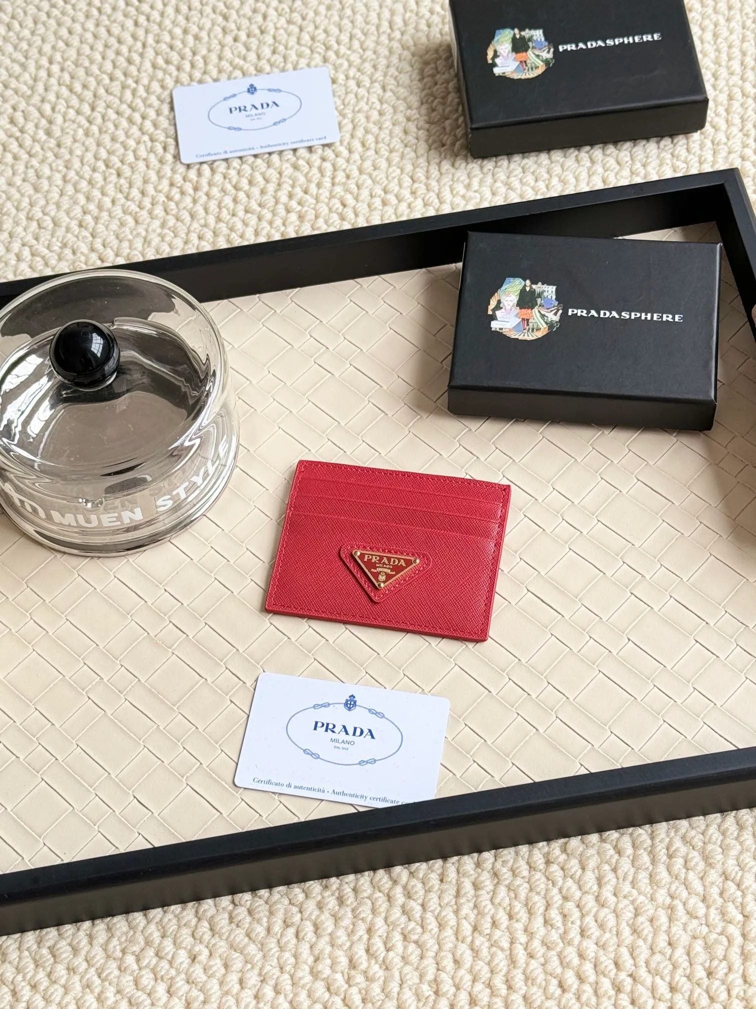 💰100prada popular card holder, unisex small card holder, black, model 1MC025 Triangle Wheat series, nine colors, made of cross-grain cowhide, 6 card slots ➕ a middle mezzanine, which can hold multiple cards and zeros 💰, size 11.2×8.5cm, taken in kind, what you see is what you get