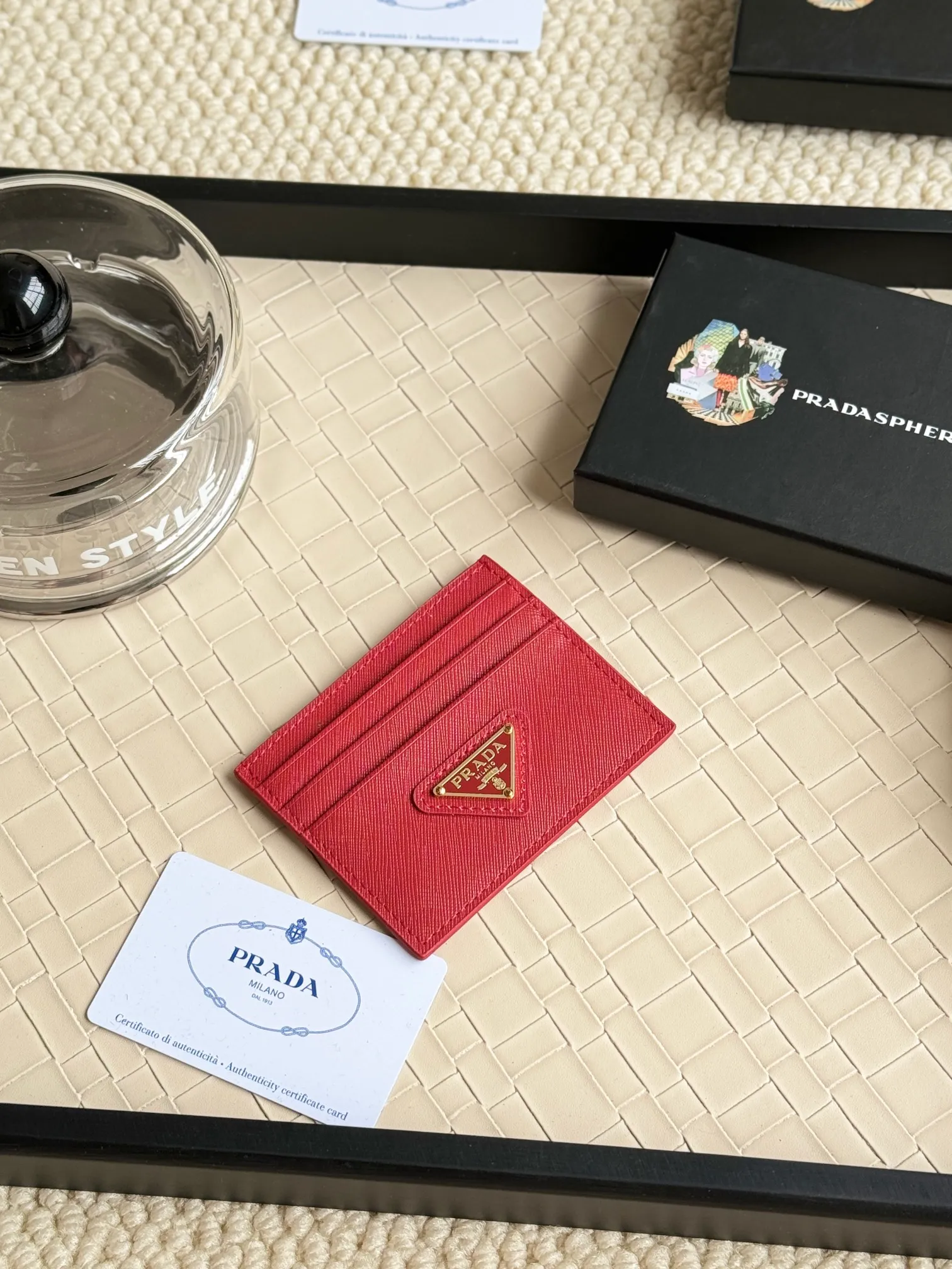 💰100prada popular card holder, unisex small card holder, black, model 1MC025 Triangle Wheat series, nine colors, made of cross-grain cowhide, 6 card slots ➕ a middle mezzanine, which can hold multiple cards and zeros 💰, size 11.2×8.5cm, taken in kind, what you see is what you get