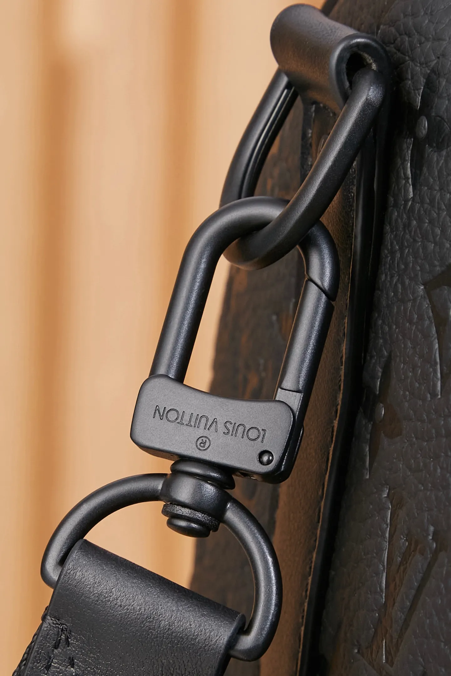 P¥960👉nfc163C01 dynamic chip version👈【Top inspection-free all-steel hardware】keepall 25 Black Warrior series Model: m20900 👁️‍🗨️Treasure item 👁️‍🗨️Confidence comes from quality