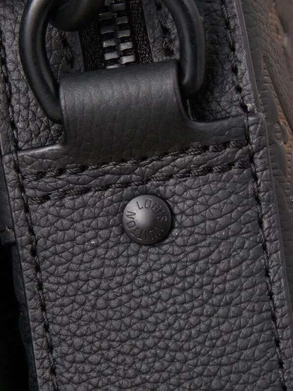 P¥1040👉nfc163C01 dynamic chip version👈【Top original order, all steel hardware】This Trio messenger bag Model: M46602 Product details: For reference